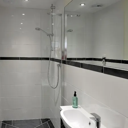 No3 The Forge, Riverside In *