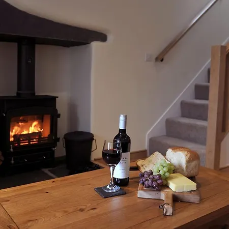 Vakantiehuis No3 The Forge, Riverside In Coniston