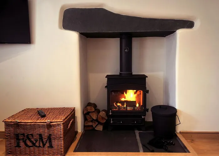 Ferienhaus No3 The Forge, Riverside In *