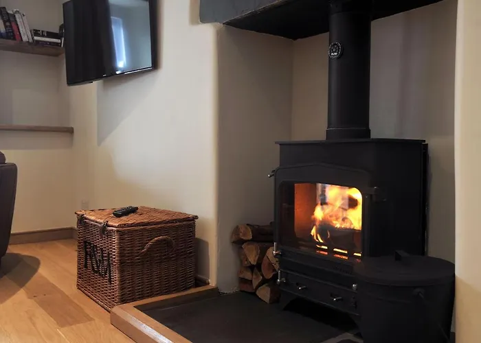 No3 The Forge, Riverside In * Coniston